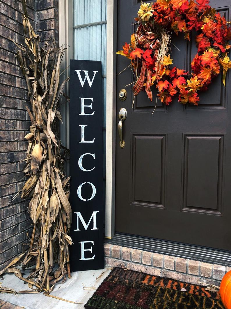 5 Things We Love About Wooden Welcome Signs