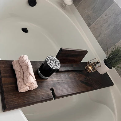 How a Bath Tray Can Enhance Your Bathing Experience